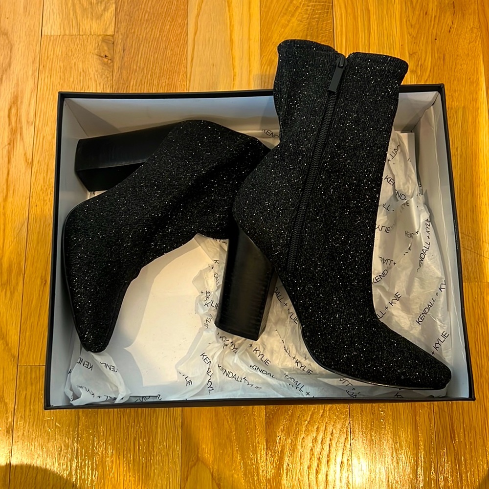 Kendall + Kylie Black Mid Calf Boots | Block Heel